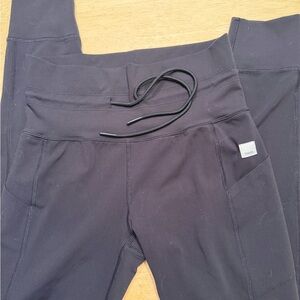 Women Vuori joggers size small